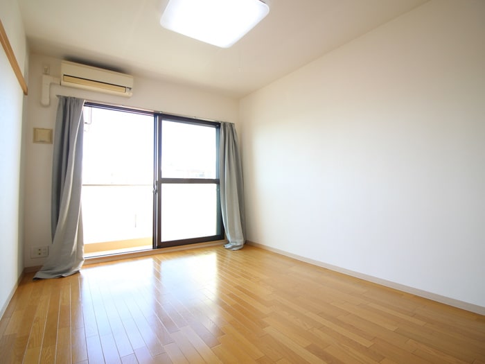 居室 ＢＲＩＬＬＡＮＴＥ