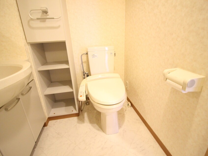 トイレ ＢＲＩＬＬＡＮＴＥ