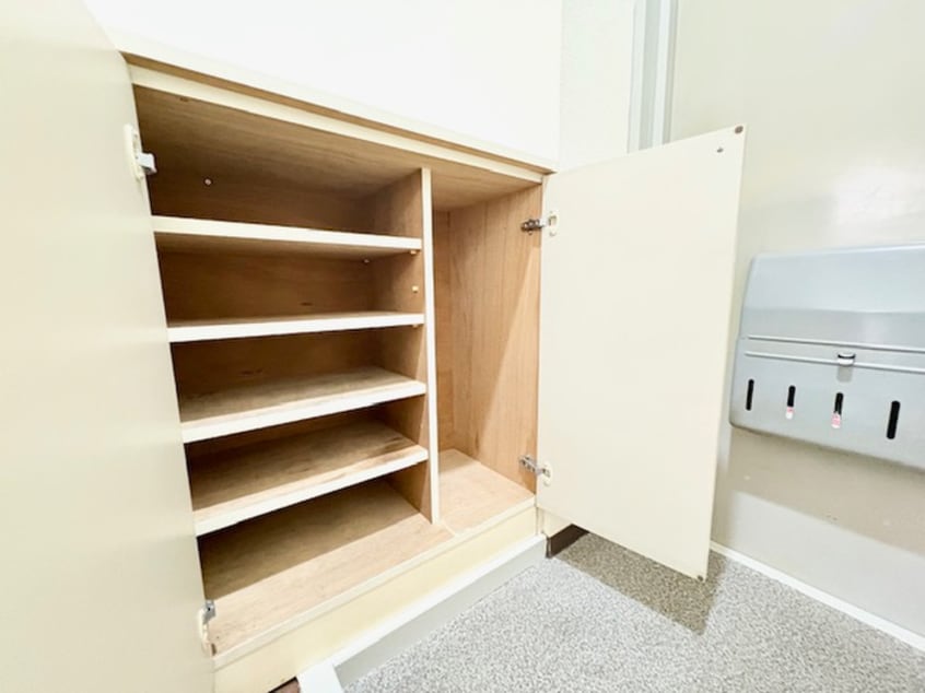 靴箱 ＨＡＲＡビル