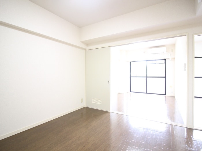 居室 コ－ポラストマト