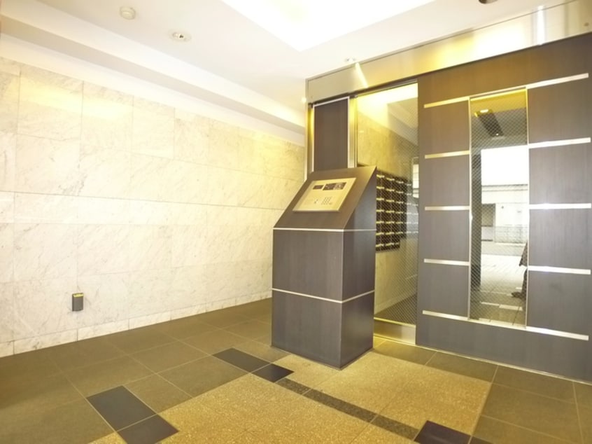 エントランス部分 メインテラス上野