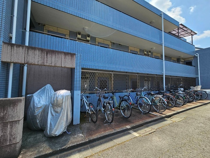 駐輪場 レジオンス上石神井