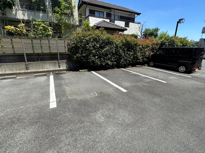 駐車場 スカイヒル鷺沼