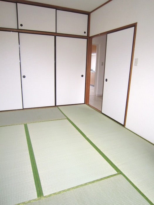 収納 パークハイツ吉田