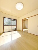 居室 ヴィラ川村２