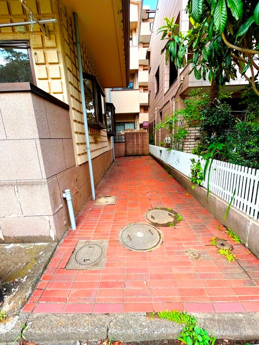 駐輪場 ヴィラ川村２