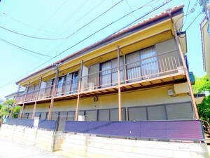 山栄ハイツ
