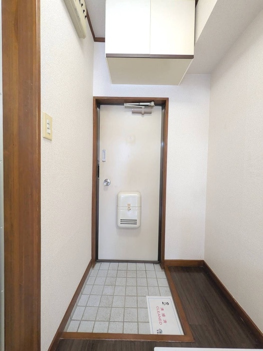玄関 LEVITT