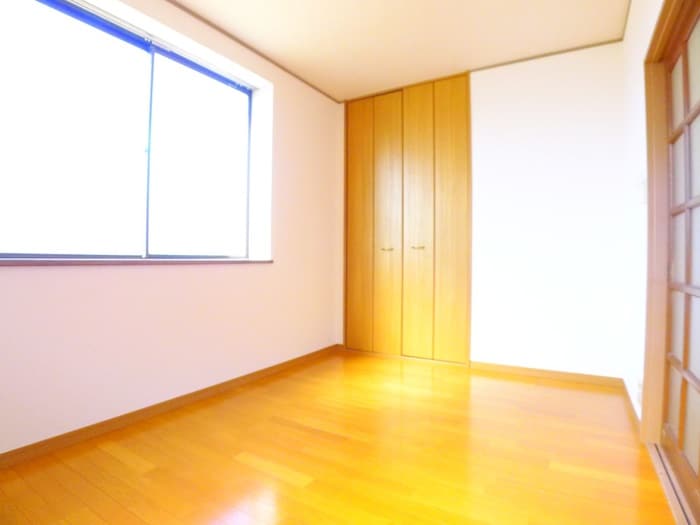 居室 ハイツヒガシヤマB