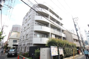 ﾗｸﾞｼﾞｭｱﾘｰｱﾊﾟｰﾄﾒﾝﾄ東中野（103）