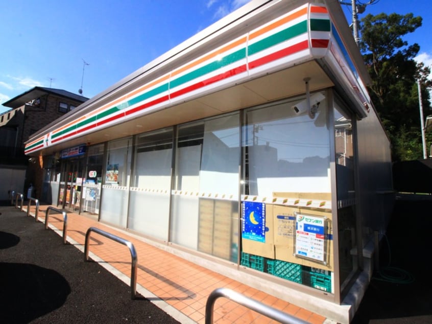 セブンイレブン　秦野南矢名店(コンビニ)まで370m アートハウス東海大学前