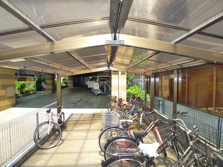 駐輪場 千寿ピア