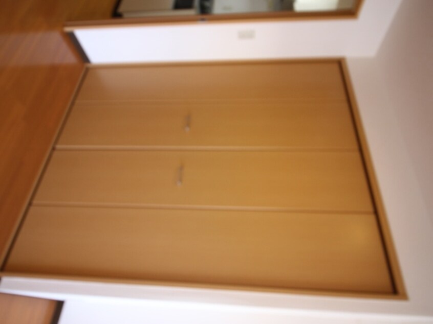 収納 共栄町田ビル