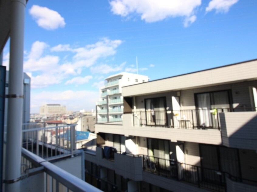 室内からの展望 共栄町田ビル