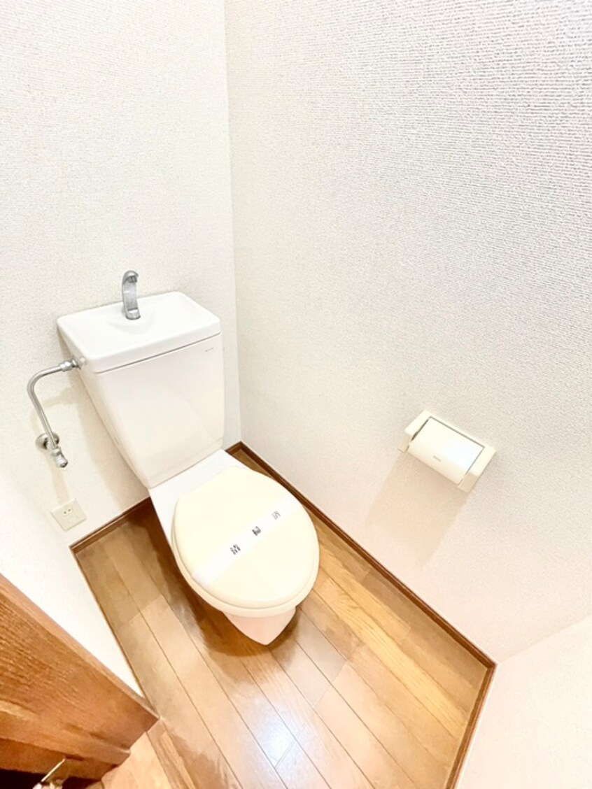 トイレ アム－ルセブン