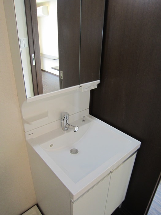 洗面 メゾン衣笠