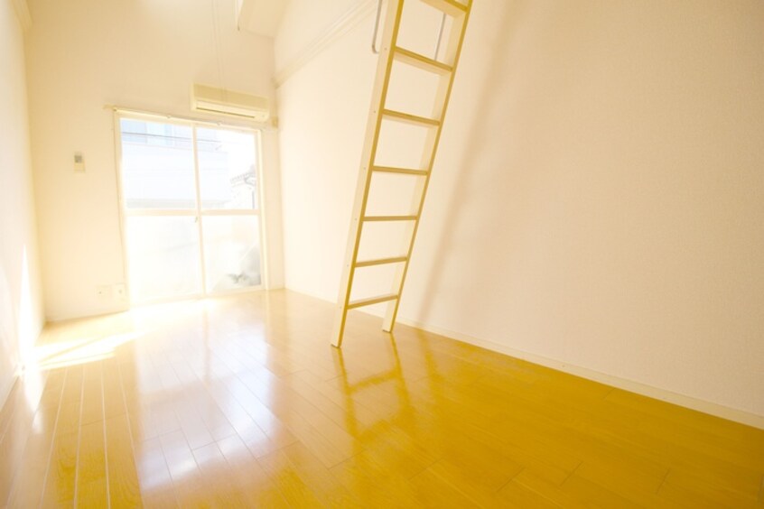 居室 ＨＥＢＲＯＮ