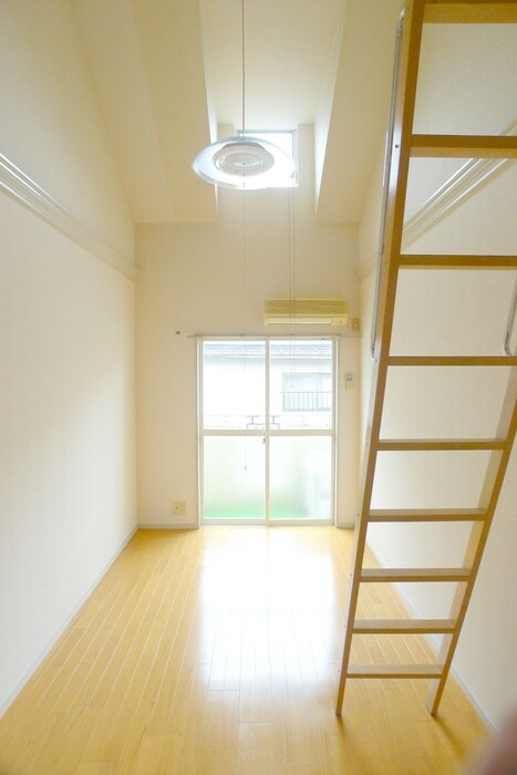 居室 ＨＥＢＲＯＮ