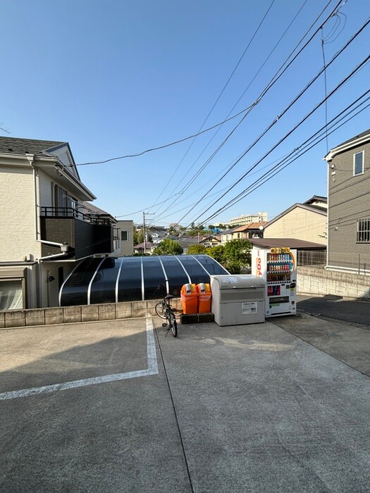 室内からの展望 横浜ヒルズ