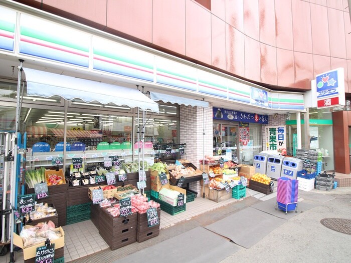 ローソンスリーエフ港北妙蓮寺店(コンビニ)まで980m 横浜ヒルズ