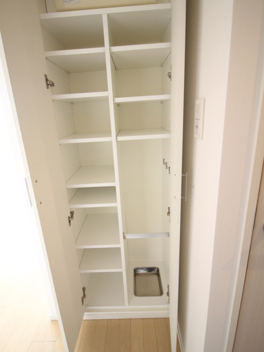 靴箱 プライムアーバン笹塚