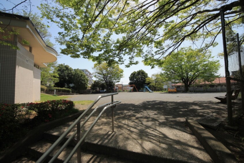 馬引沢第一公園(公園)まで273m エントピア・タナカ