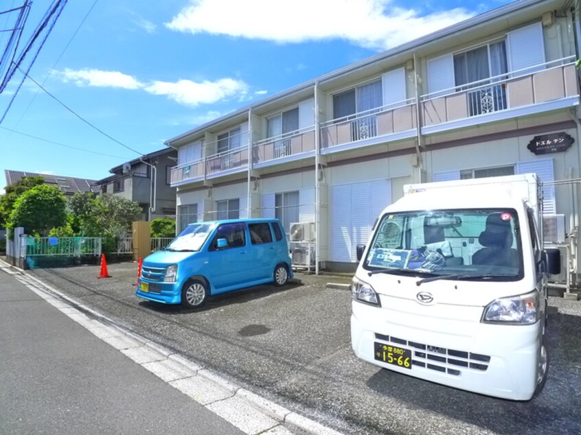 駐車場 ドエルテン