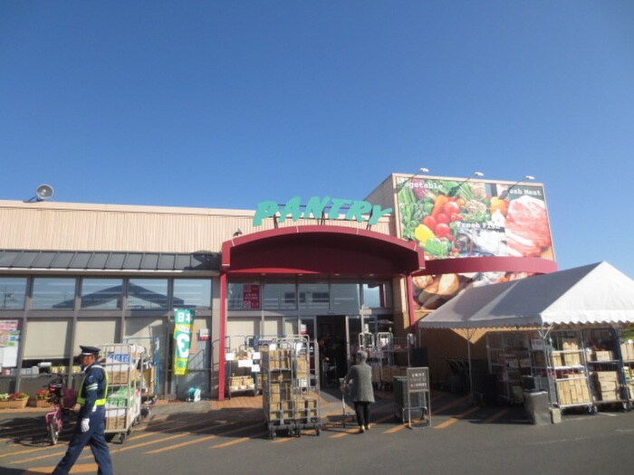 小田急百貨店(スーパー)まで520m カナンハイムＢ