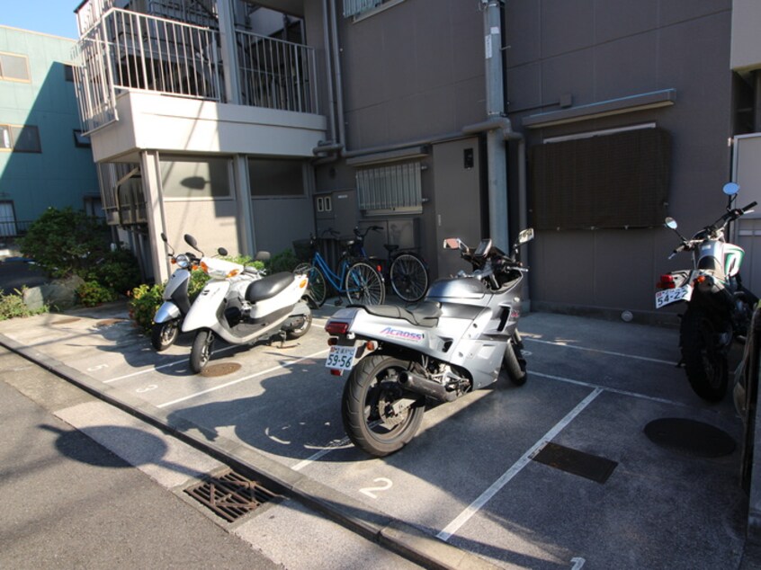 バイク置き場 第2片野ハイツ　東館