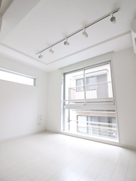 室内からの展望 blue palette赤羽弁天通り