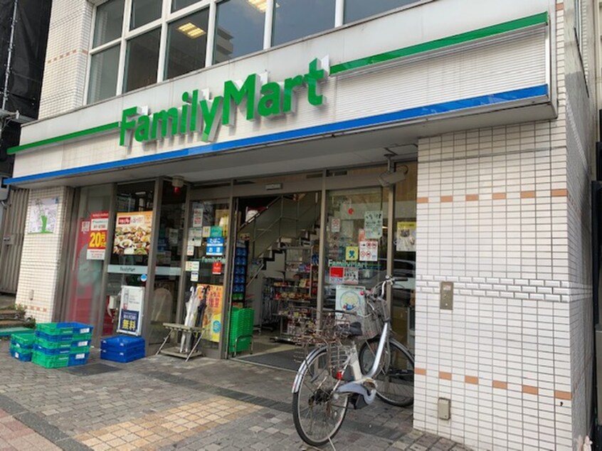 ファミリーマート横須賀西口店(コンビニ)まで350m スカイハイツ