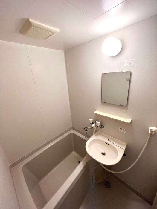 バス／シャワールーム等 アラメゾンＡ