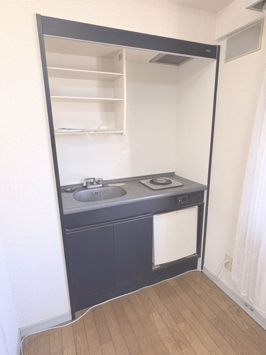 キッチン カワベ２７４富浜