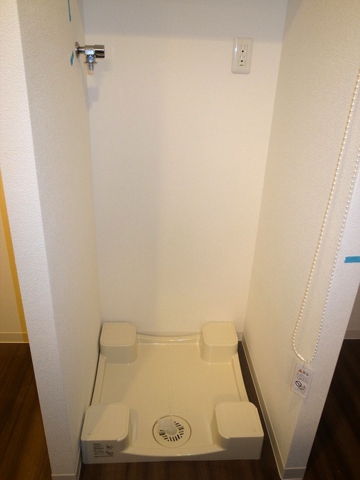 洗濯機置場 エステムプラザ飯田橋ﾀﾜｰﾚｼﾞﾃﾞﾝｽ