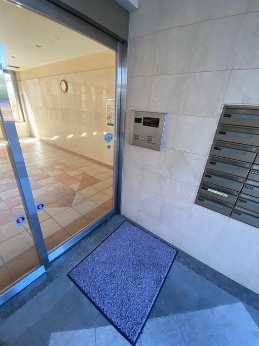 エントランス部分 本町ヒロビルⅡ