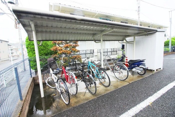 駐輪場 メゾンパーク