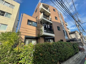 ラ　ベルドンヌ