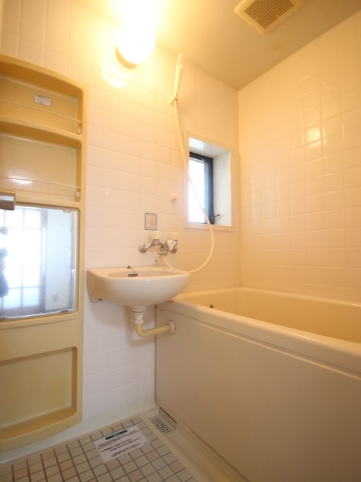 バス／シャワールーム等 メープルハウスＡ館