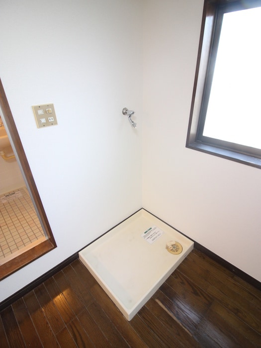 洗濯機置場 メープルハウスＡ館