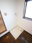 洗濯機置場 メープルハウスＡ館