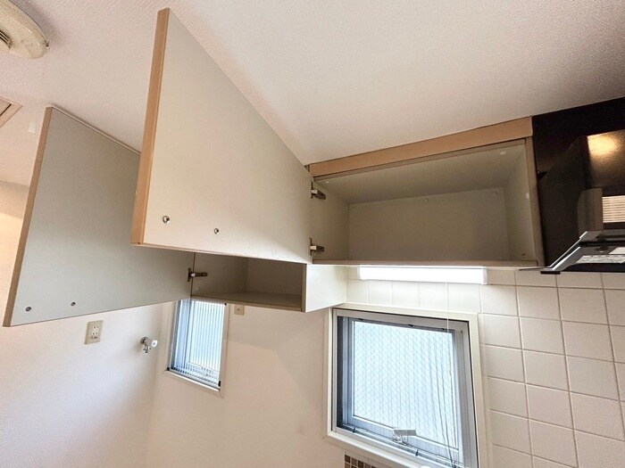 収納 クレシェンテ大塚