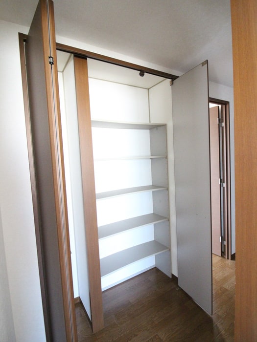 収納 ガーデンヒルズ壱番館