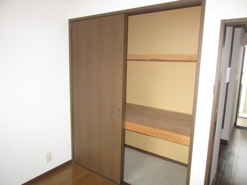 収納 パールハイツ