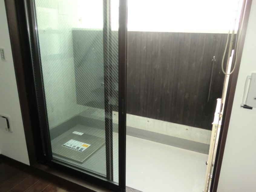 ベランダ・バルコニー 可染館