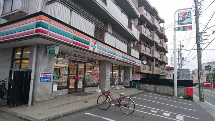 セブンイレブン東村山廻田町店(コンビニ)まで112m ハイツタカヨシ