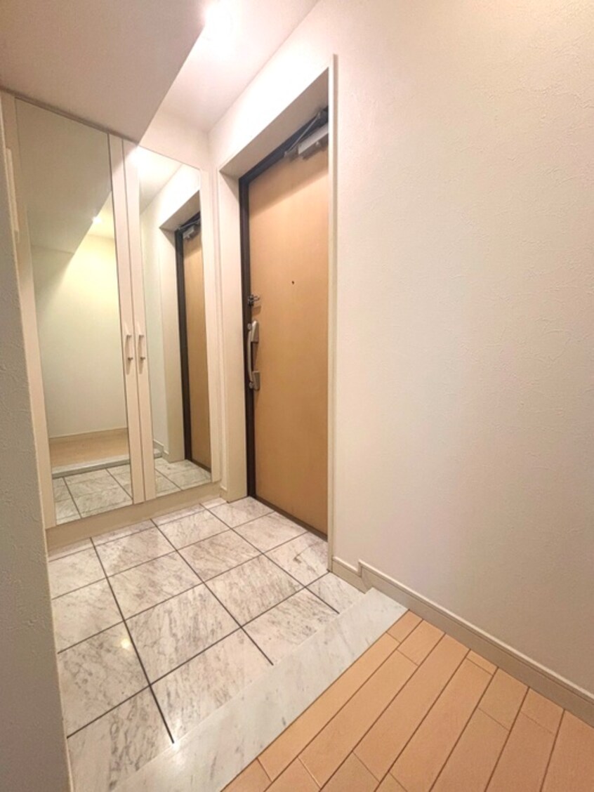 玄関 フォレシティ六本木