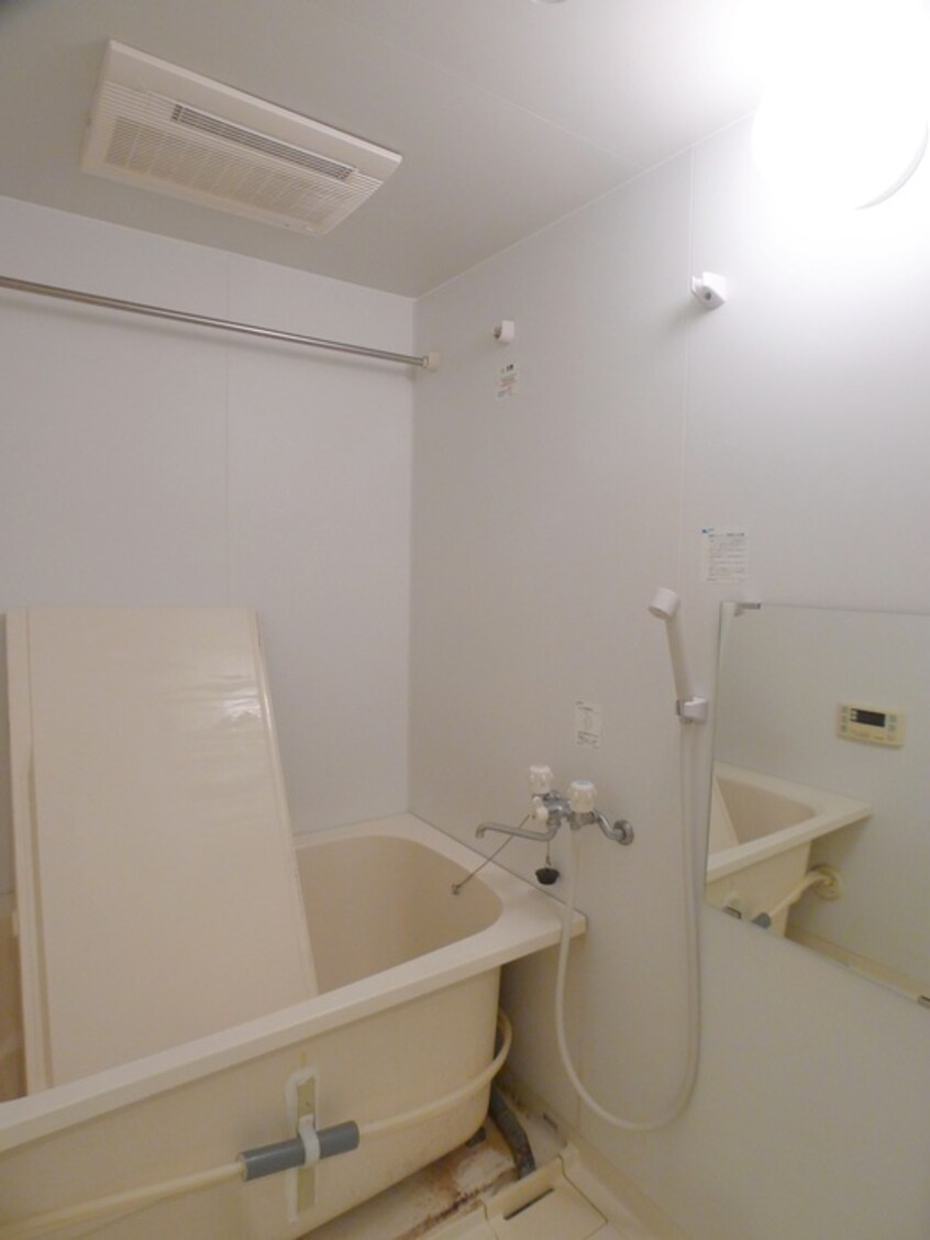 バス／シャワールーム等 クリスタルコ－ト