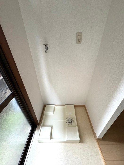 洗濯機置場 第二西武マンション（１０３）