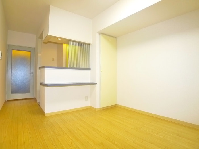 居室 ﾛ-ｽﾞﾏﾝｼｮﾝA31