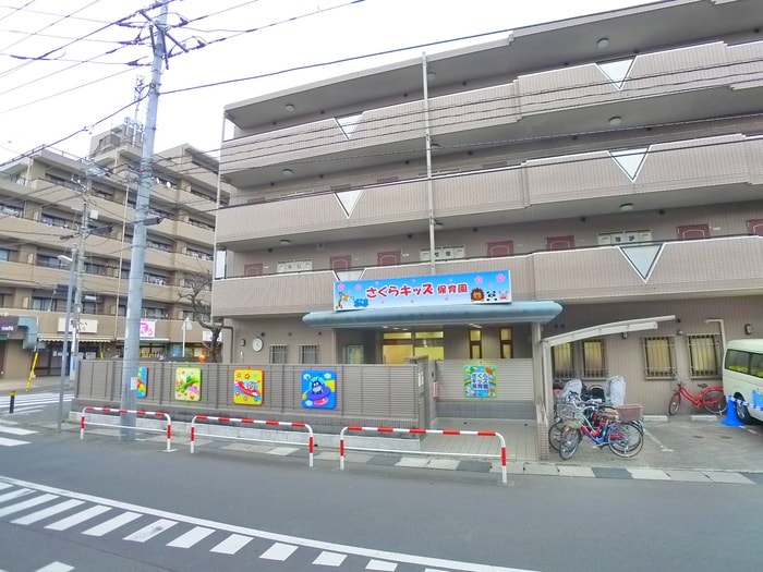 室内からの展望 ﾛ-ｽﾞﾏﾝｼｮﾝA31